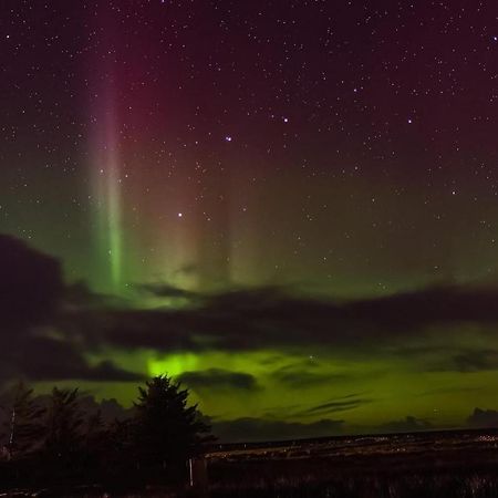 Brenarth Taigh Lägenhet Barvas Exteriör bild